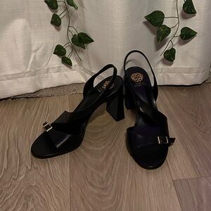 Vince Comuto Leather Block-Heel